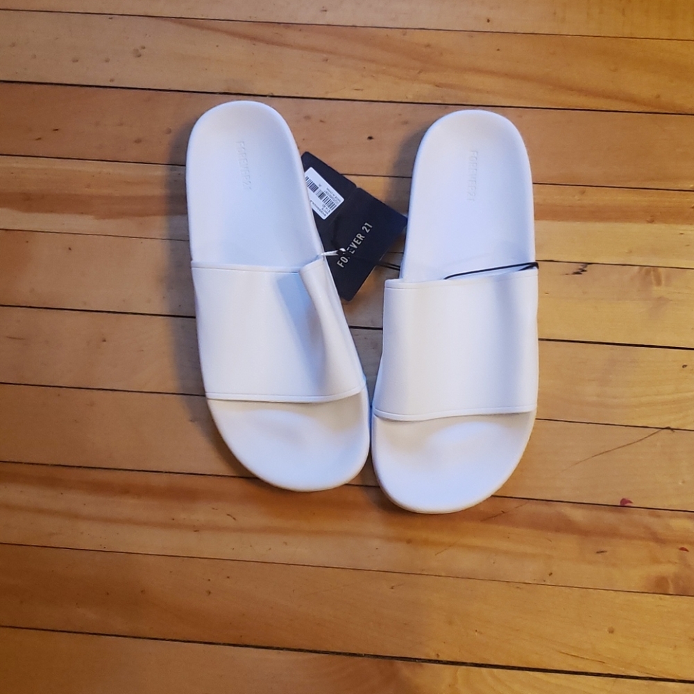 Forever 21 white slides 8